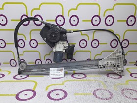 Elevador Frt / Dto  Mitsubishi Colt VI 1.3 i 95 Cv de 2005 - Ref OEM : 0130822207